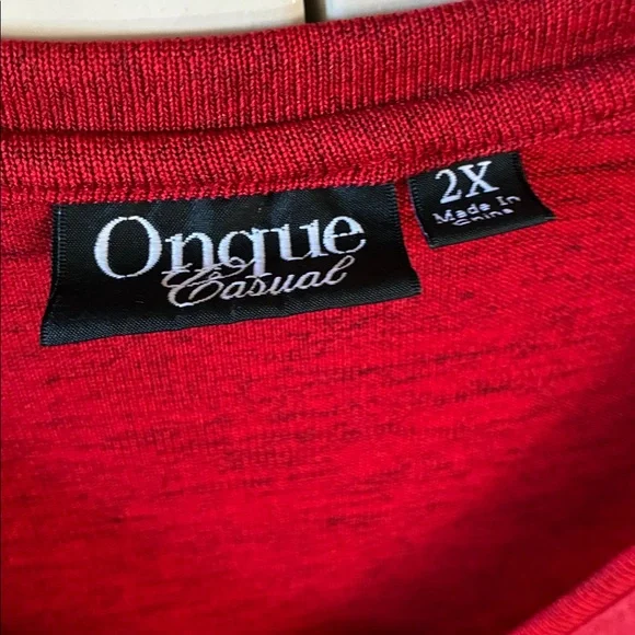 Onque Casual sz 2X Red Santa Claus V-Neck Top euc - Picture 4 of 6